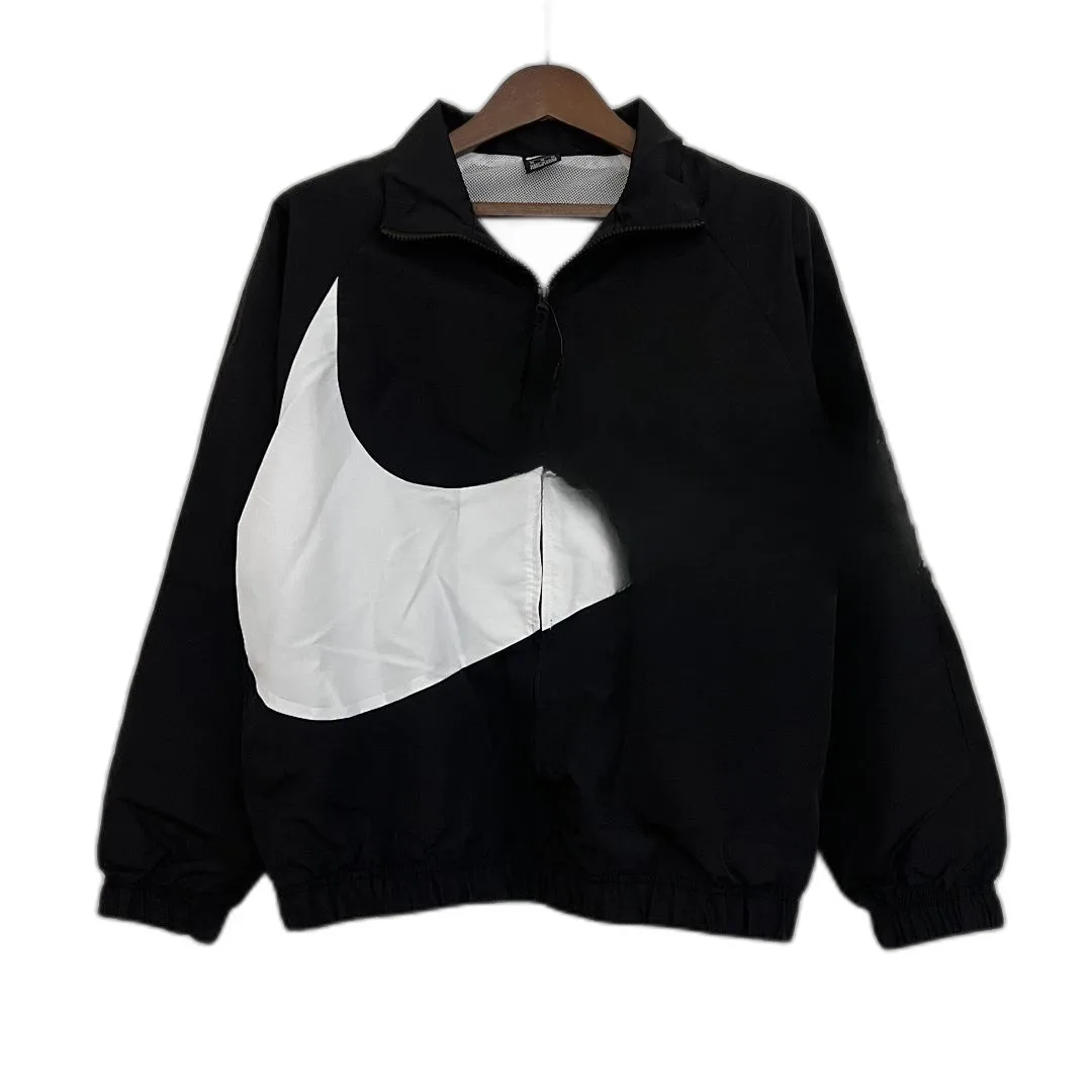 Chaqueta Deportiva - Negra