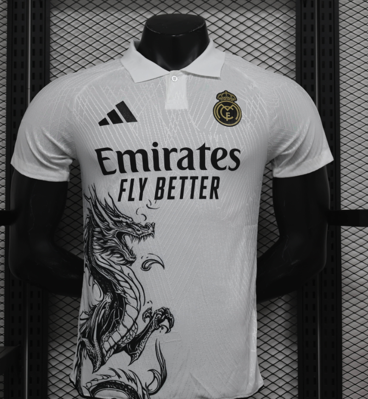 Real Madrid 14/15 Edición Especial Dragón