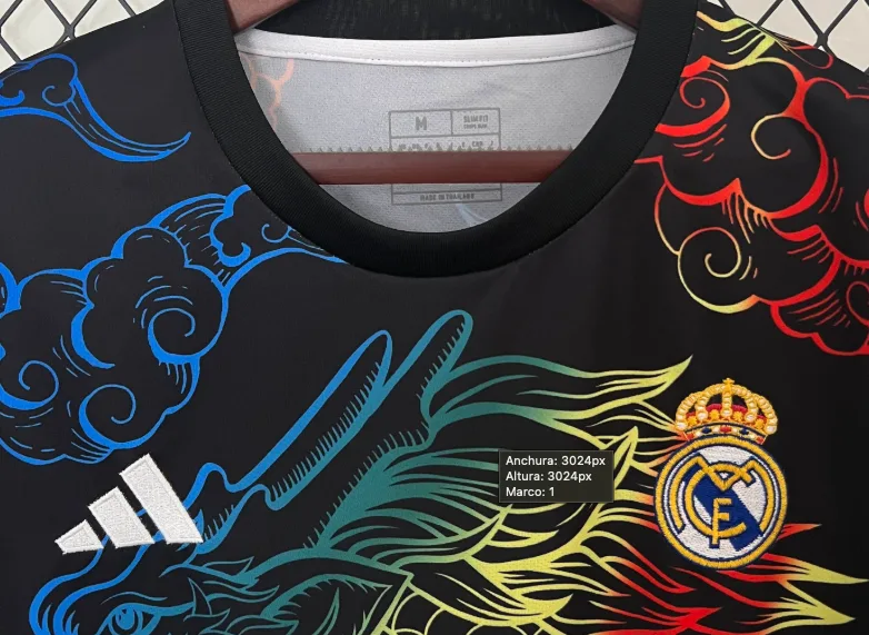 Camiseta Real Madrid 2023/24 - Edición Especial Dragón Rainbow — vista 3
