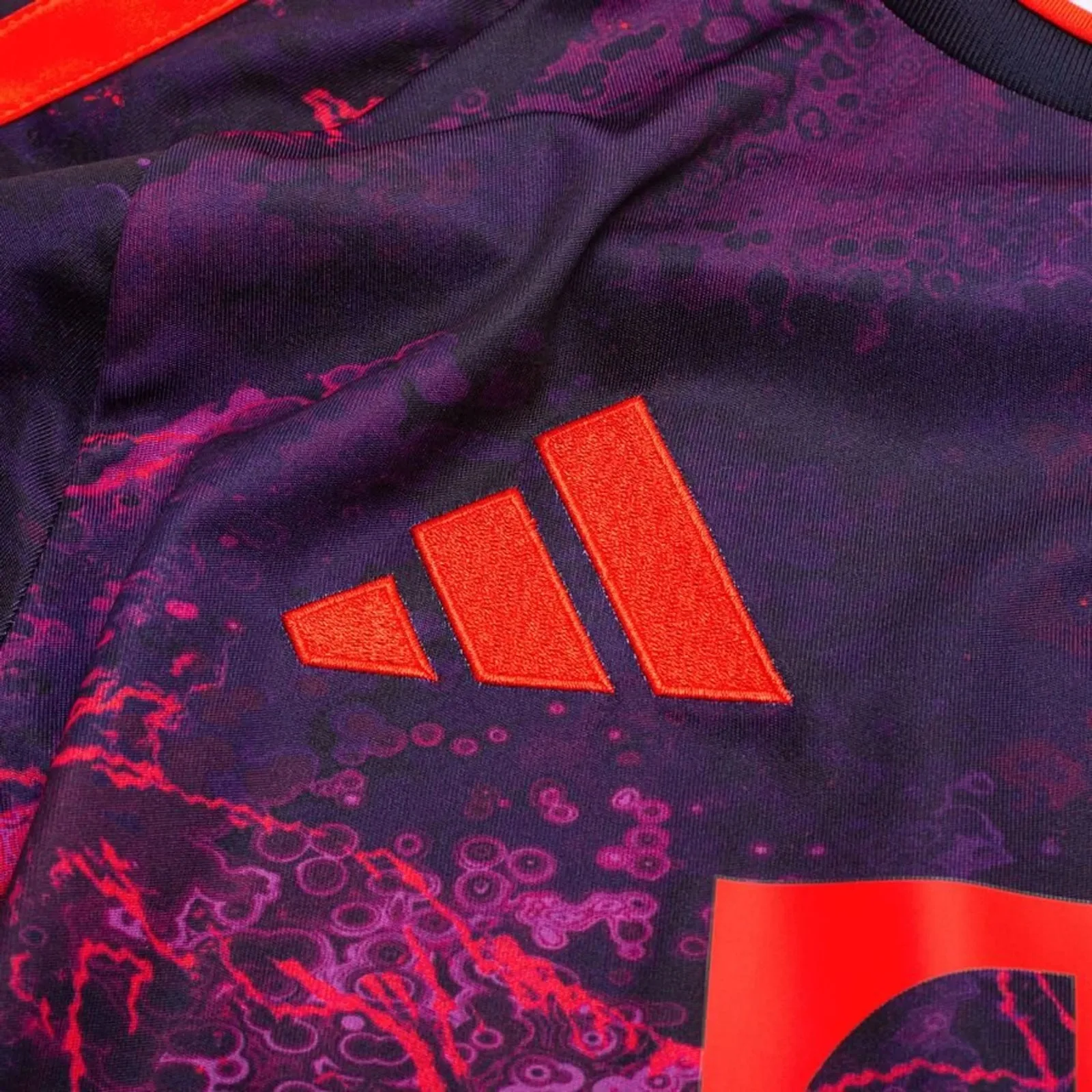 Camiseta Bayern München 2026/27 - Tercera — vista 4