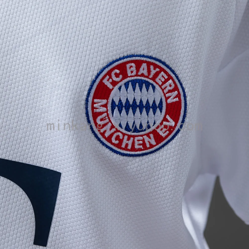 Bayern München 2026/27 - Conjunto Niño Visitante — vista 8