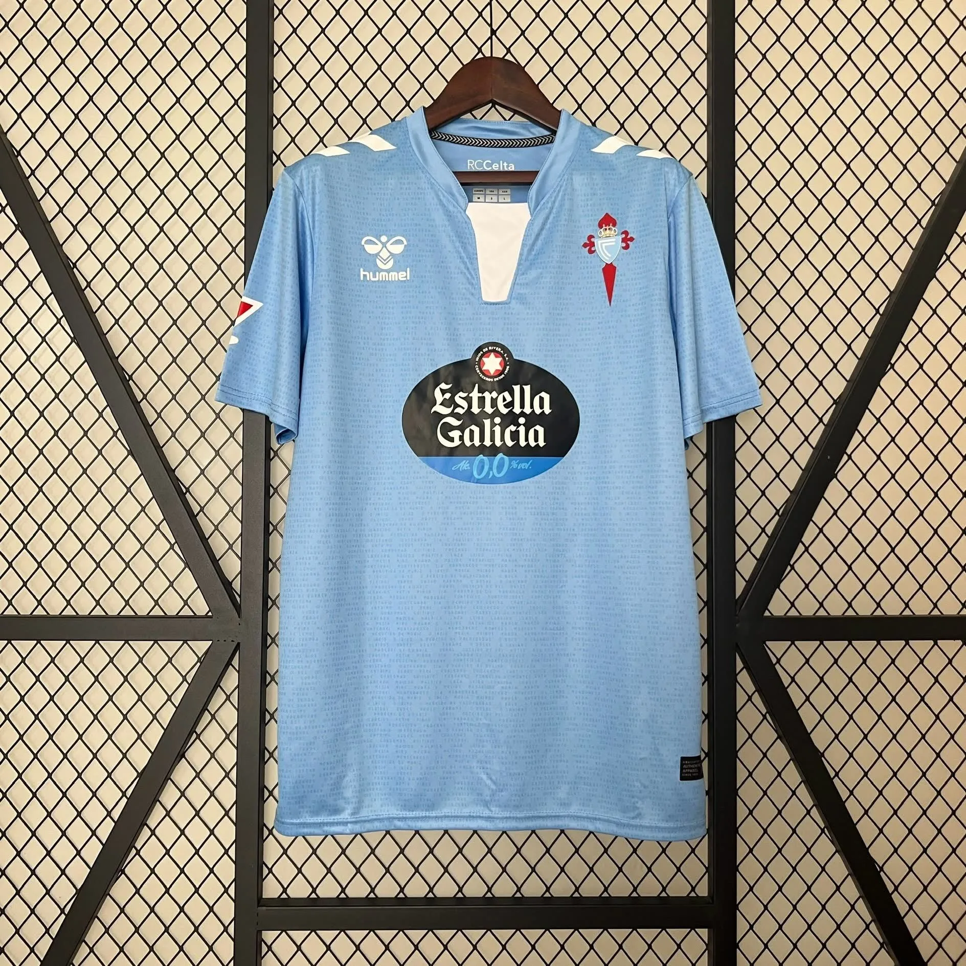 Camiseta Celta de Vigo 2024/25 - Local — vista 3