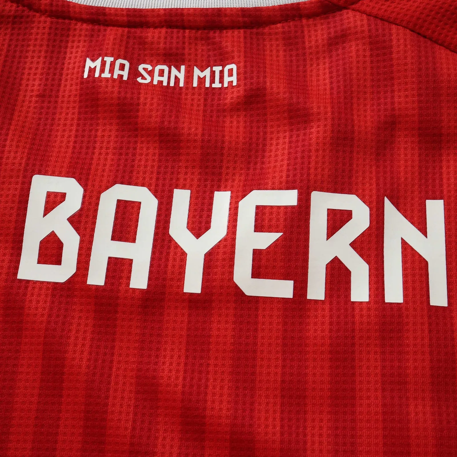 Camiseta Bayern München 2026/27 - Local — vista 8