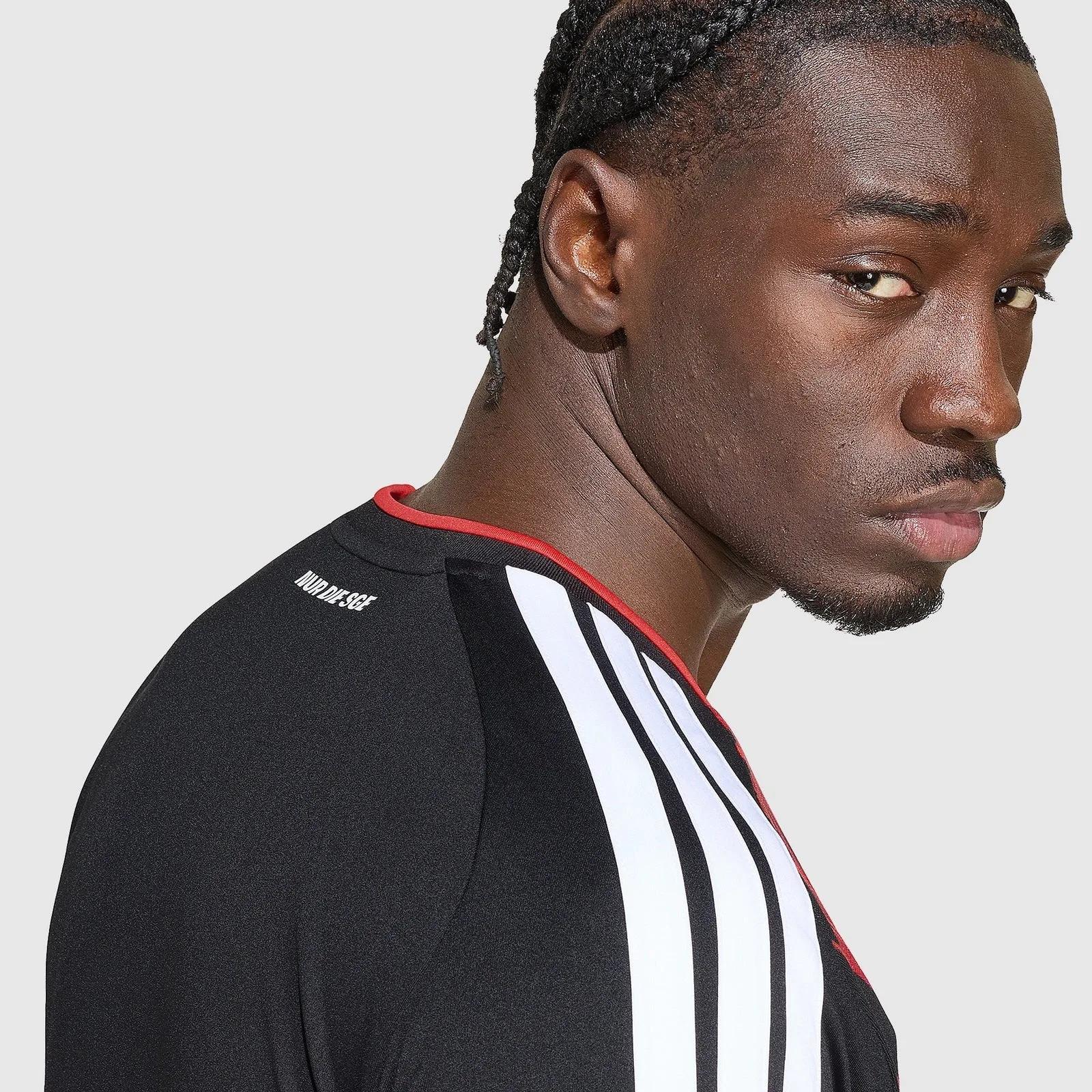Camiseta Eintracht Frankfurt 2026/27 - Local — vista 7