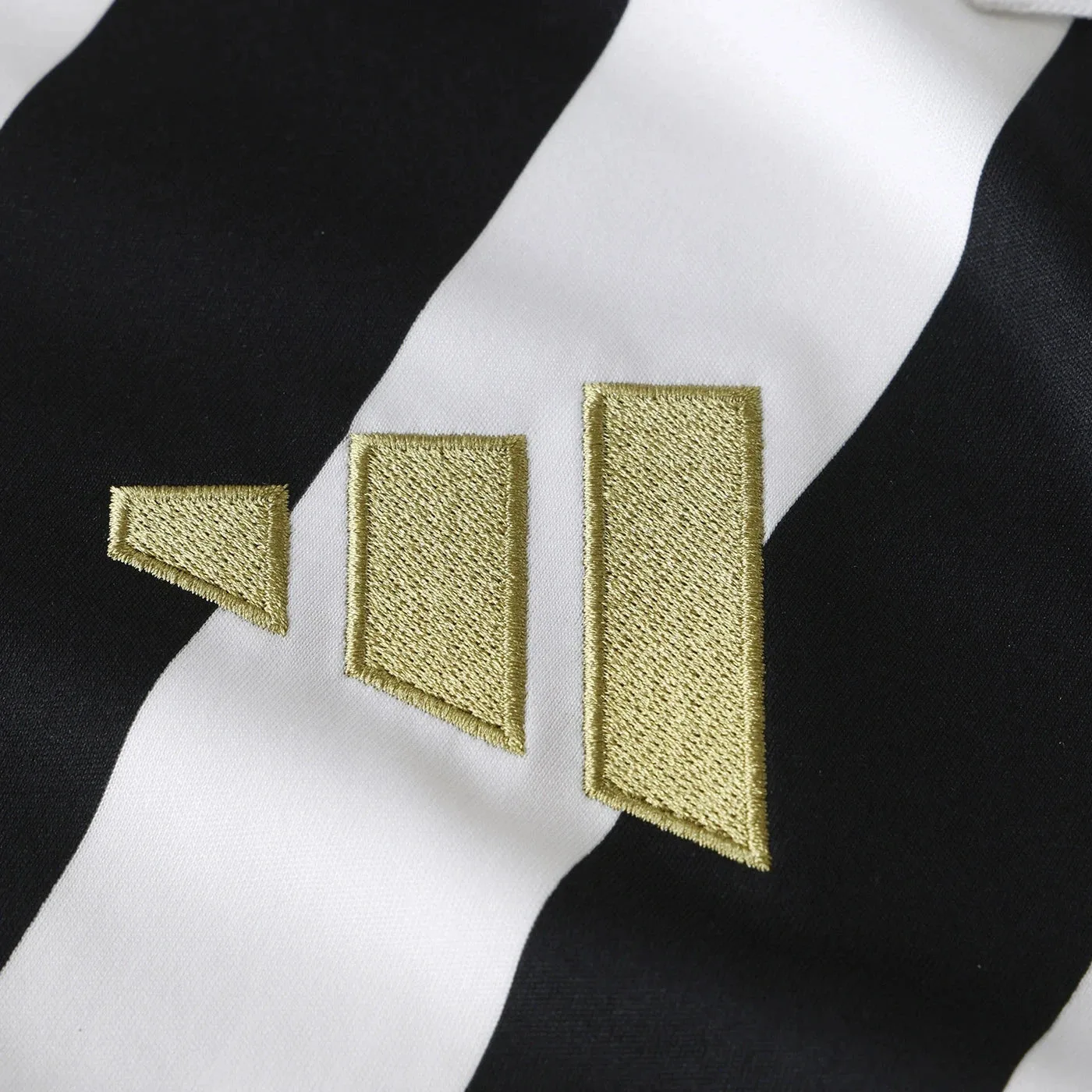 Camiseta Juventus 2026/27 - Local — vista 6