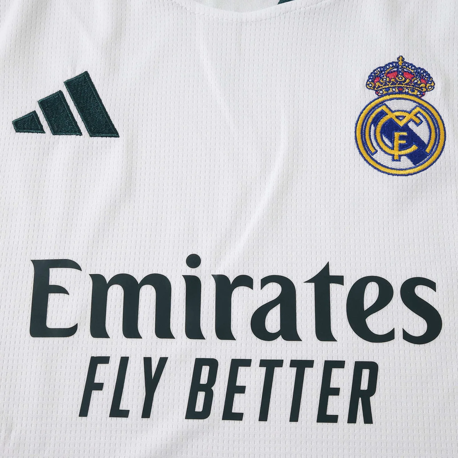 Real Madrid 26/27 Local — vista 5