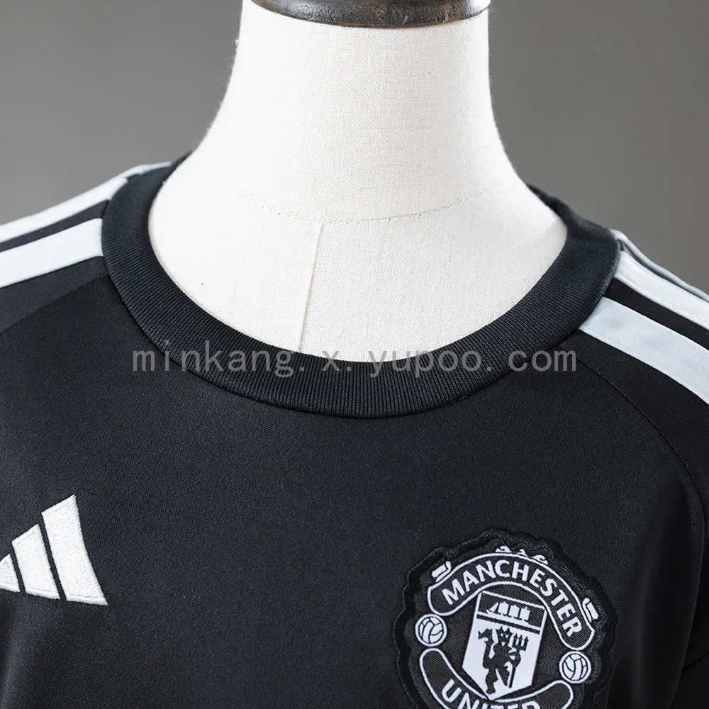 Manchester United 2026/27 - Conjunto Niño Portero — vista 9