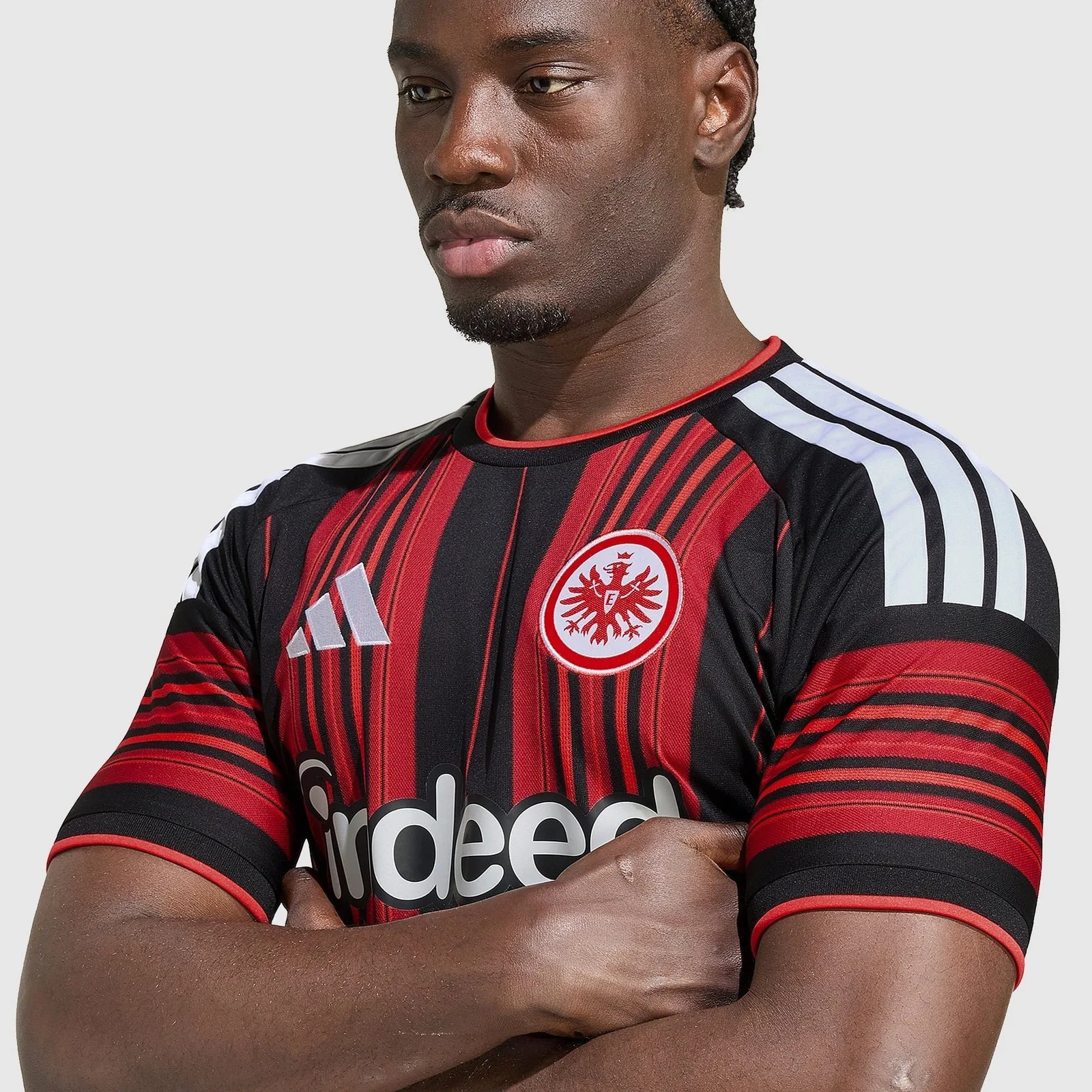 Camiseta Eintracht Frankfurt 2026/27 - Local — vista 6