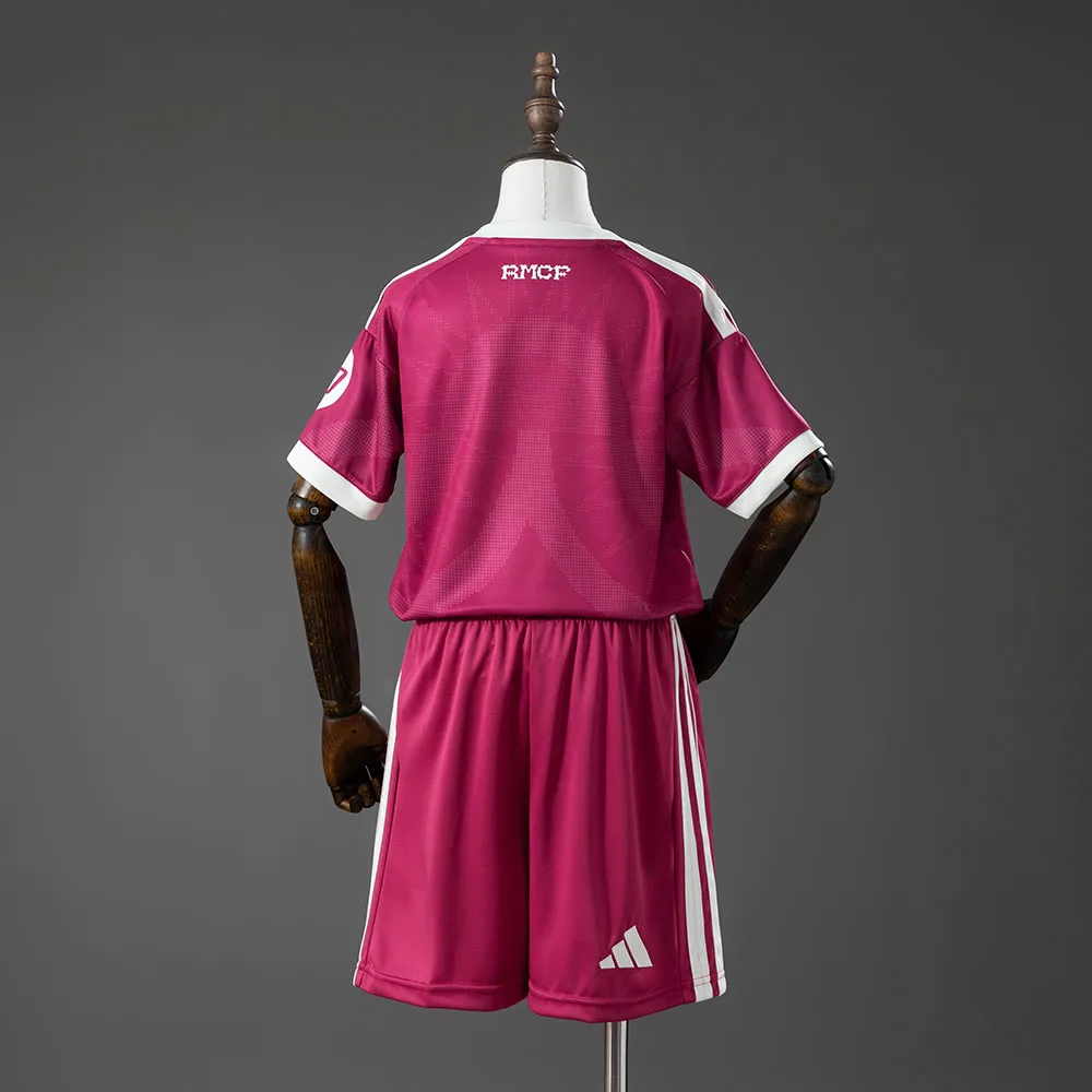 Real Madrid 2026/27 - Conjunto Niño Tercera