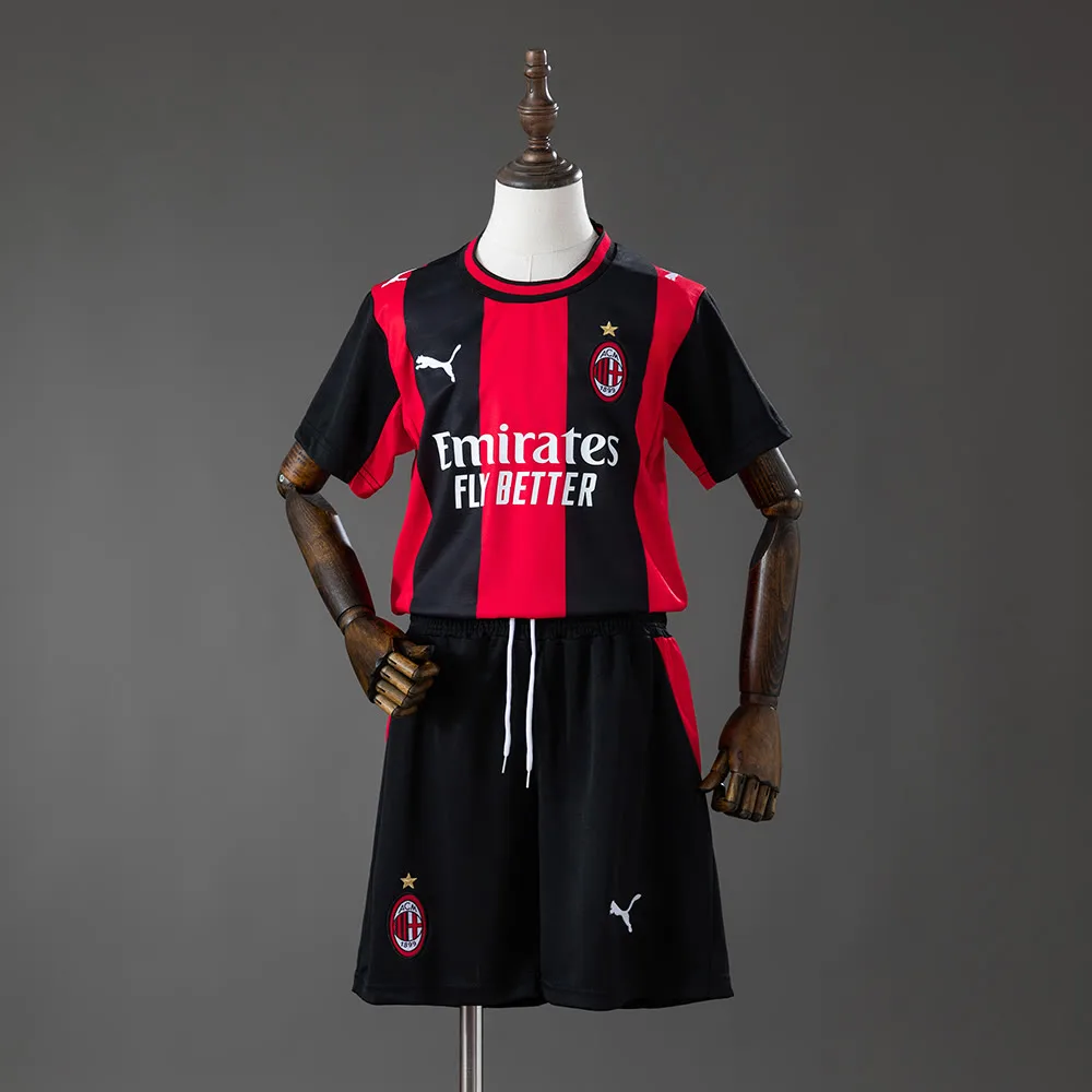 Milan 2026/27 - Conjunto Niño Local — vista 3