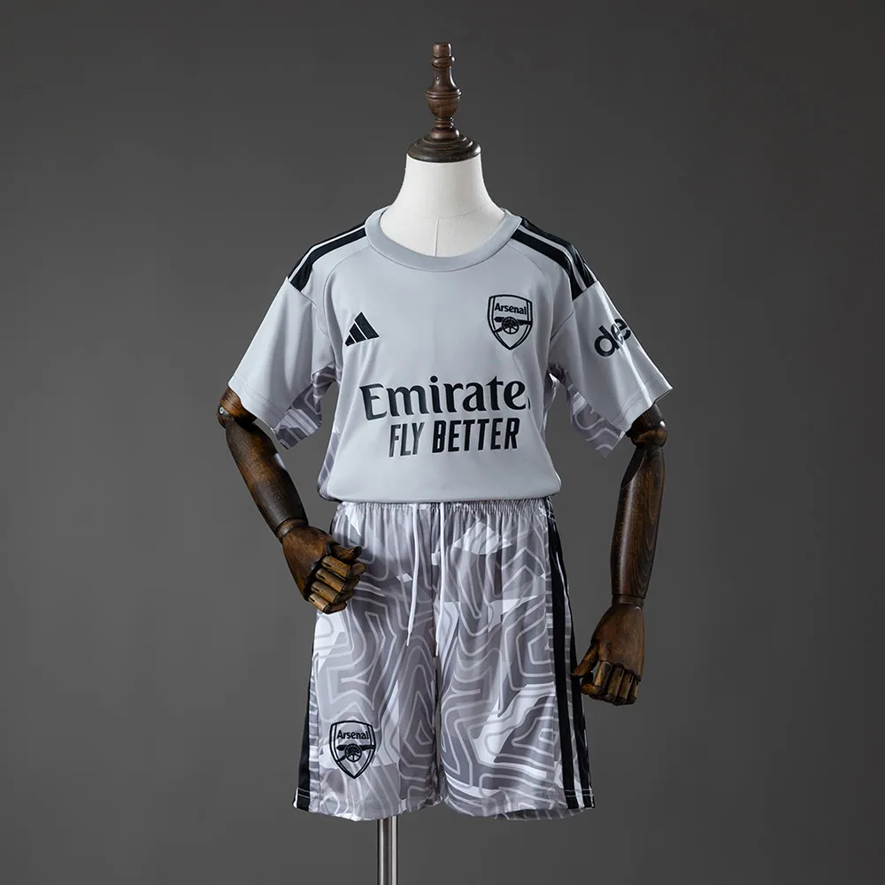 Arsenal 2026/27 - Conjunto Niño Portero — vista 3