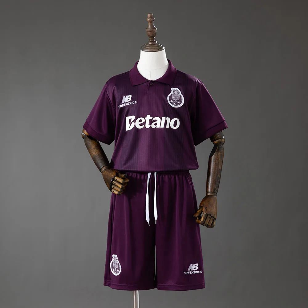 Porto 2026/27 - Conjunto Niño Visitante — vista 3
