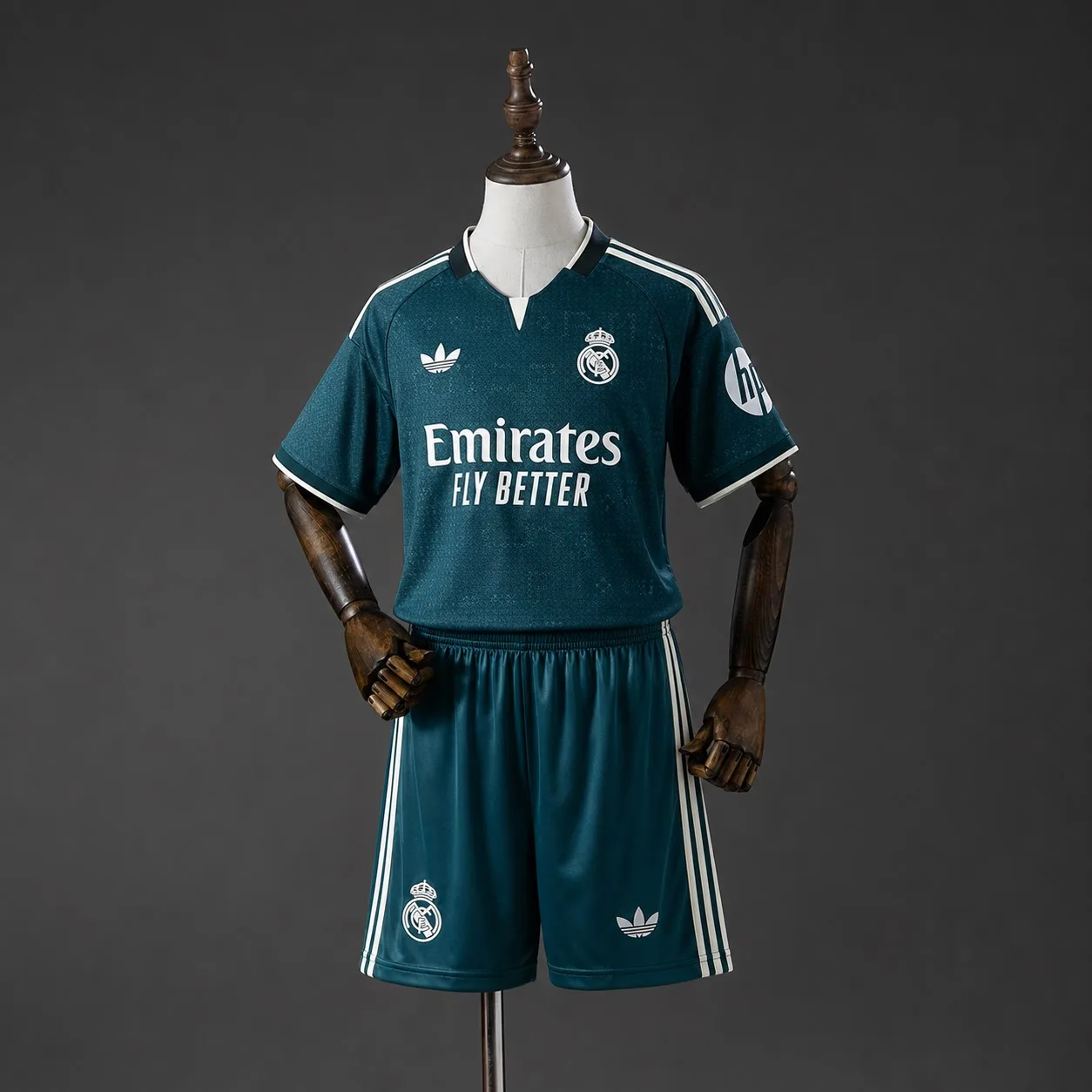 Real Madrid 2026/27 - Conjunto Niño Visitante